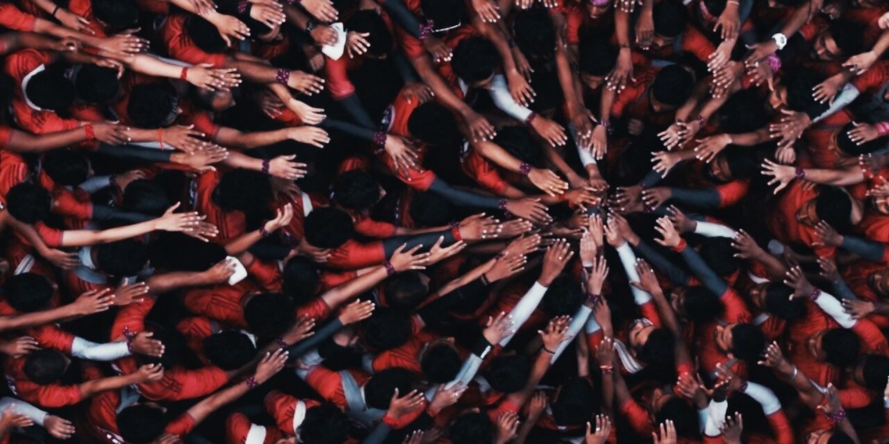 Martin Garrix & Arijit Singh – Weightless (Official Video)