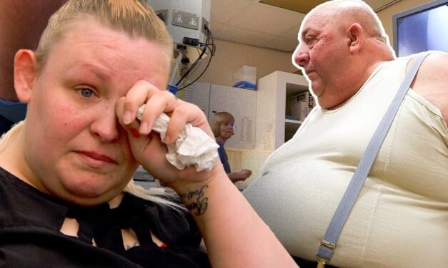 Gastric Band Gone Wrong | Weight Loss Ward | True Lives