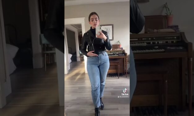 blazers for pear shapes: styling for the body types