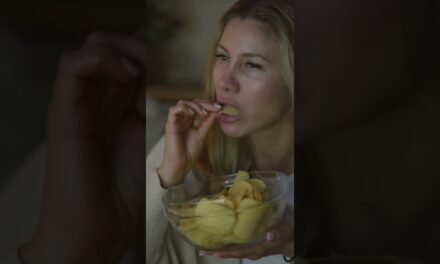 10 Habits That Secretly Sabotage Your Hormones, Metabolism, and Weight Loss