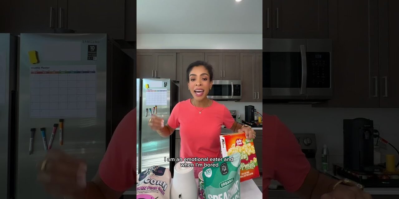 Food noise and emotional eating tip #bloodsugar #pcos #emotional #foodnoise